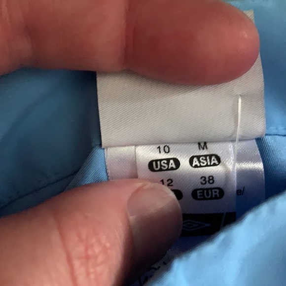 TWO pairs of Women’s Shorts Blue / Black - Picture 4 of 4